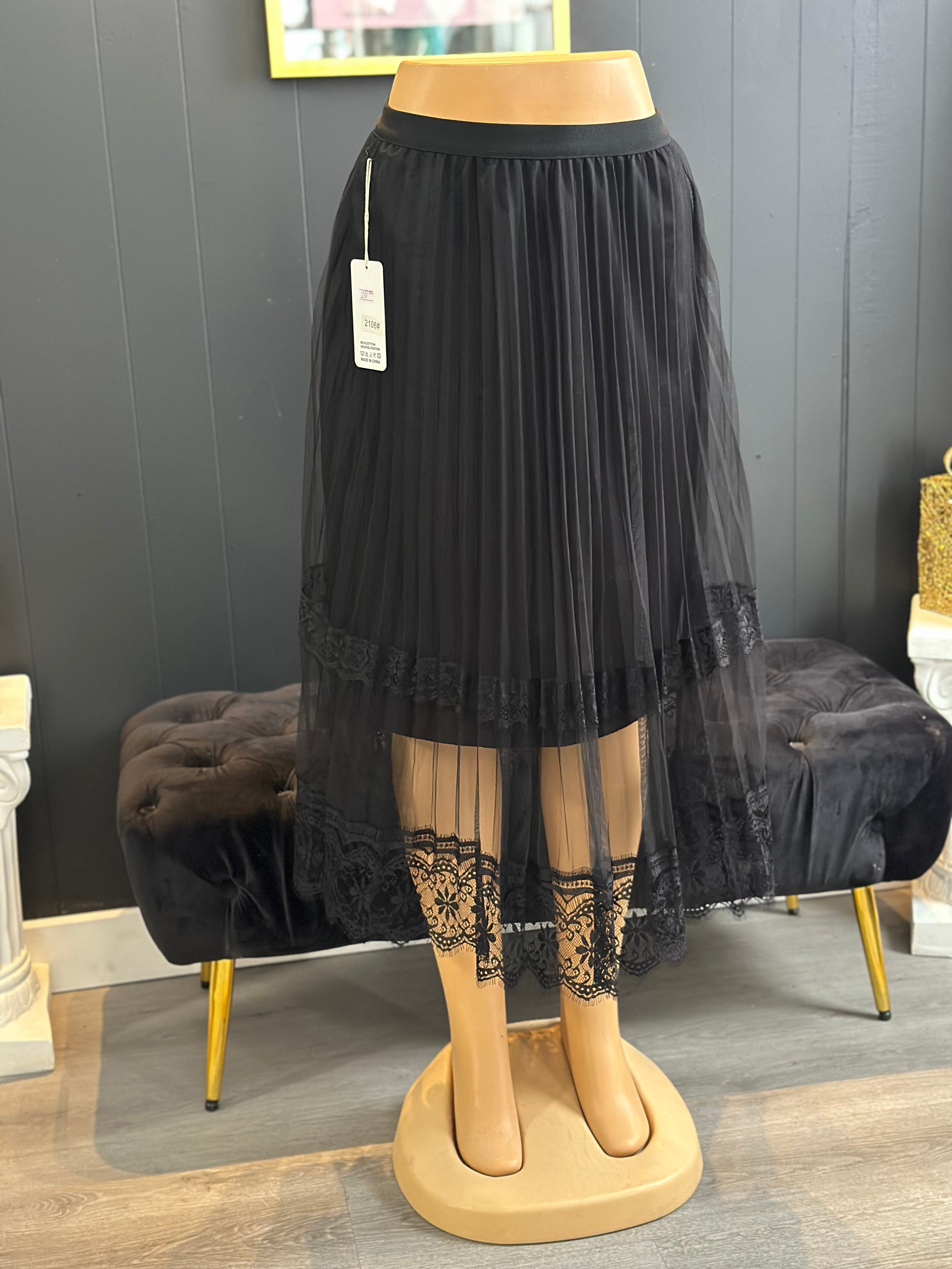 Women’s Yuna Fashion Skirt- One Size Stretch.