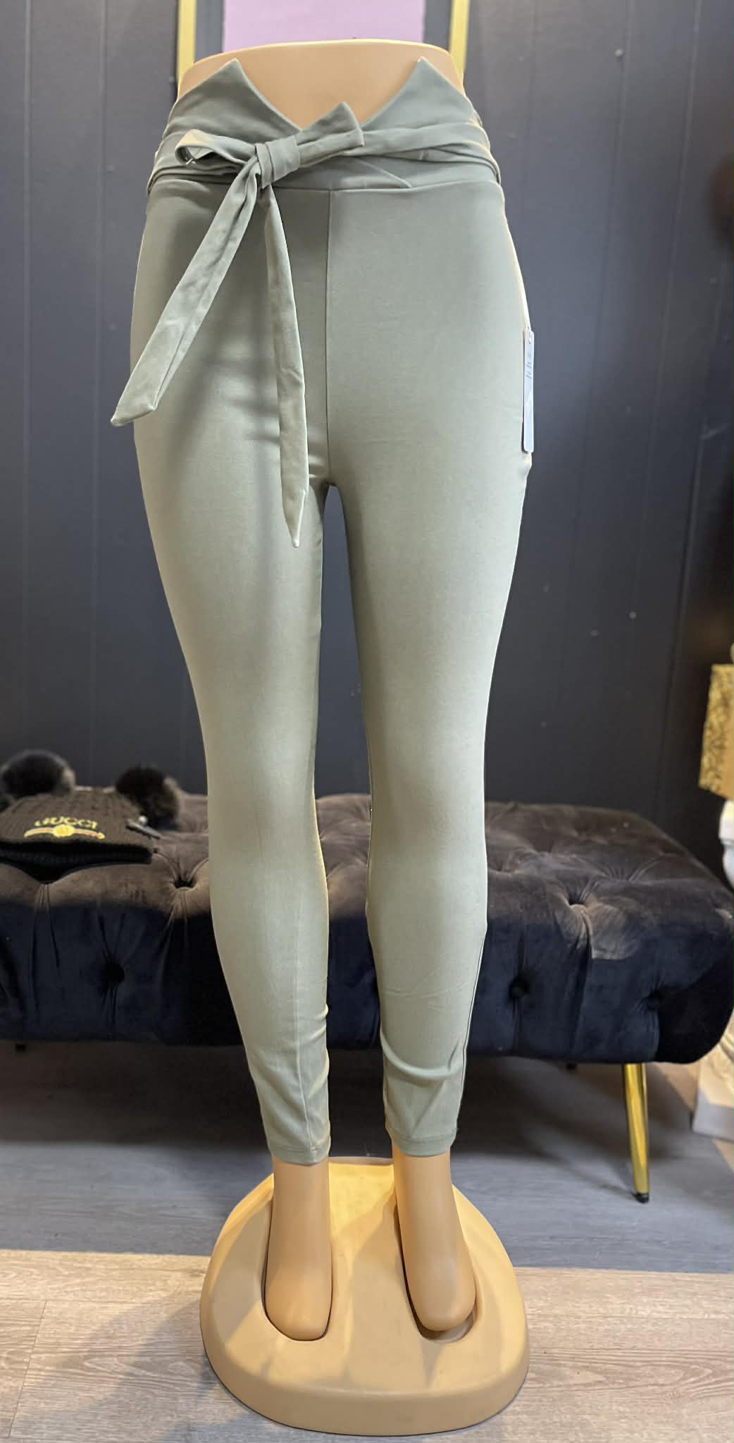 Women’s Skinny Stretch Dress Pant W/Belt