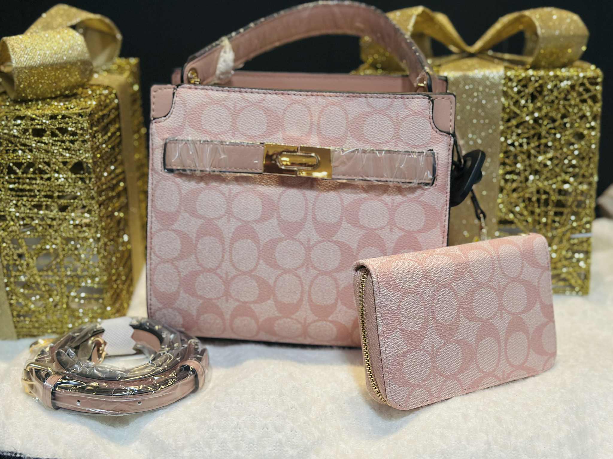C- Handbag 2Pc Wallet & Bag W/Crossbody Strap