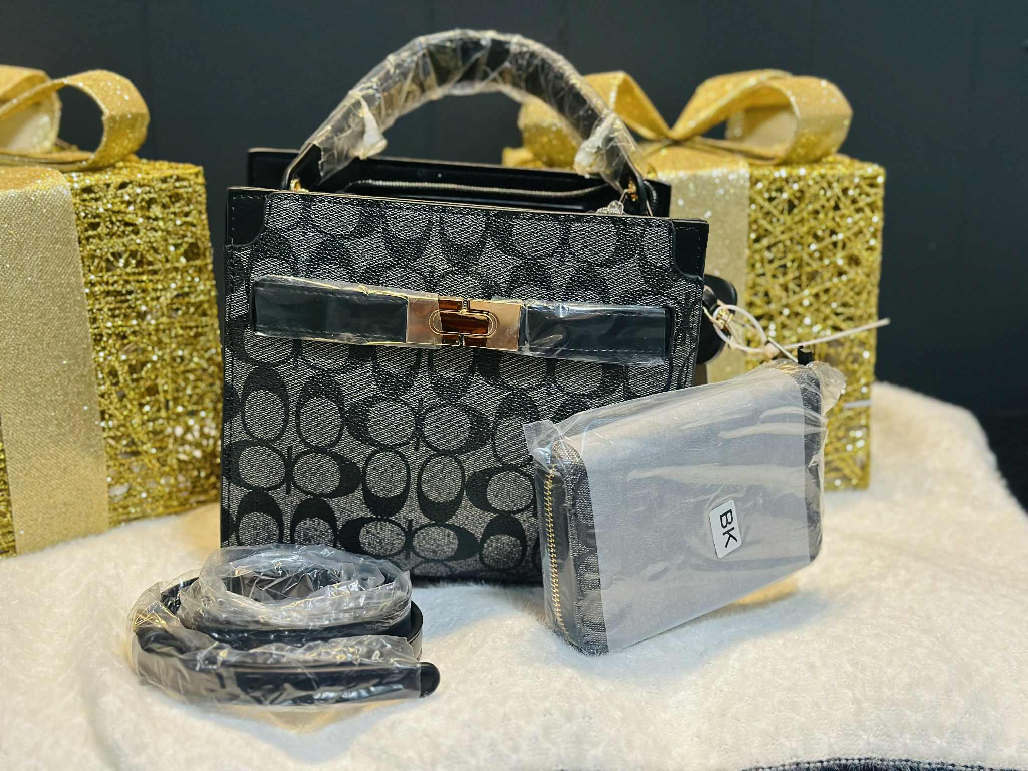 C- Handbag 2Pc Wallet & Bag W/Crossbody Strap